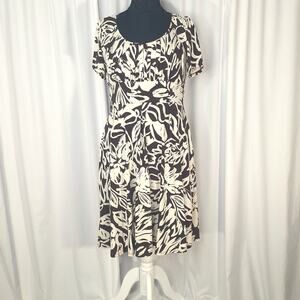 Julian Taylor size 16 Brown Cream Floral Fit & Flare Dress Feminine Brunch Wear